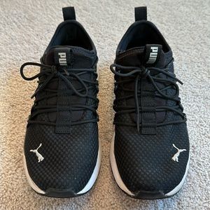 Puma Black & White Sneakers - Size 8